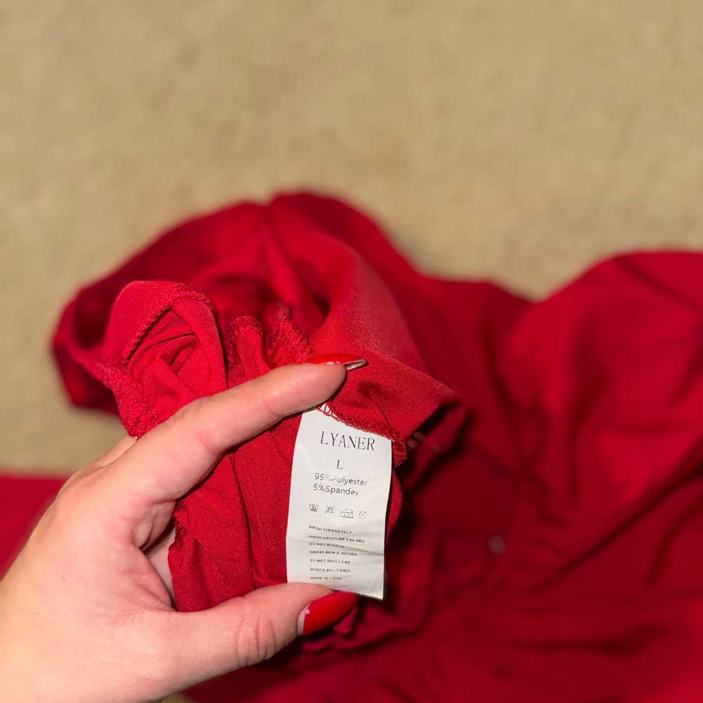 Elegant Red Crop Top - Picture 5 of 5